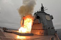 Nhật Bản lần đầu tiên phóng thử thành công tên lửa Tomahawk từ tàu chiến