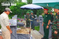 Lấy mẫu hài cốt liệt sĩ tại Nghĩa trang Liệt sĩ Lang Chánh