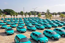 SUV đô thị định hình lại trật tự thị trường xe dịch vụ công nghệ