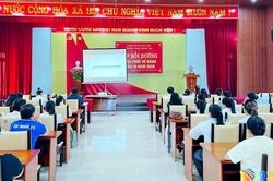 Bồi dưỡng nhận thức về Đảng cho 81 quần chúng ưu tú