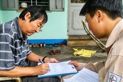 Điện lực Pleiku phát hiện 75 trường hợp vi phạm hợp đồng mua bán điện