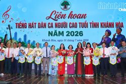 Sôi nổi Liên hoan tiếng hát Dân ca người cao tuổi tỉnh Khánh Hòa