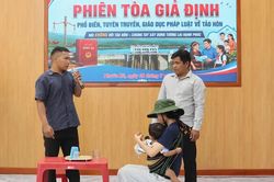 Phiên tòa giả định tuyên truyền pháp luật về tảo hôn tại xã Phước Hà