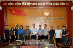 Ban Quản l&yacute; dự &aacute;n 2 hỗ trợ hơn 100 triệu đồng gi&uacute;p nh&acirc;n d&acirc;n Lai Ch&acirc;u khắc phục hậu quả thi&ecirc;n tai