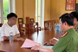 Công an xã Phúc Lợi xử phạt TikToker phát ngôn sai sự thật về Mặt trận Tổ quốc Việt Nam