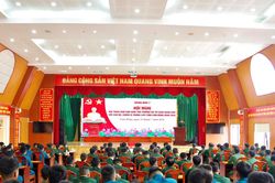 Quân khu 7 đối thoại với cán bộ, chiến sĩ Bộ CHQS tỉnh Lâm Đồng