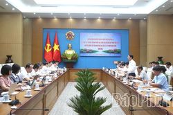 Đoàn kiểm tra của Bộ Nội vụ làm việc với UBND tỉnh