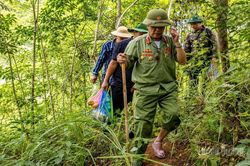 Khắc khoải tìm đồng đội