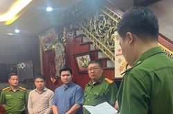Gi&aacute;m đốc Chi cục chăn nu&ocirc;i v&agrave; th&uacute; y v&ugrave;ng 1 bị khởi tố