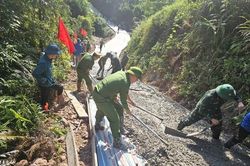 C&ocirc;ng an Lạng Sơn: Tri &acirc;n c&aacute;c Anh h&ugrave;ng Liệt sĩ bằng những việc l&agrave;m thiết thực