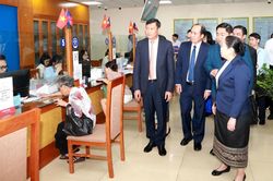 H&agrave; Nội trao đổi kinh nghiệm ch&iacute;nh quyền địa phương hai cấp với L&agrave;o
