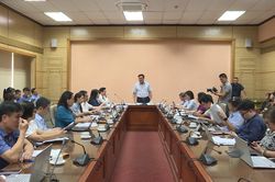 Luật An to&agrave;n thực phẩm (sửa đổi) chuyển mạnh từ tiền kiểm sang hậu kiểm