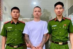 C&ocirc;ng an x&atilde; Kim Anh vận động đối tượng truy n&atilde; ra đầu th&uacute;