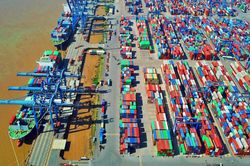 Thành phố Hồ Chí Minh đặt mục tiêu đưa logistics đóng góp 8-10% GRDP vào năm 2035