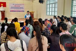 Tuyên truyền kiến thức bình đẳng giới, bảo vệ phụ nữ, trẻ em tại xã Ca Thành và Thành Công