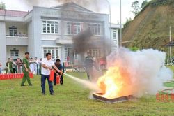 Tập huấn, thực tập phương án phòng cháy, chữa cháy và cứu nạn, cứu hộ tại xã Độc Lập và Công ty Cổ phần Mía đường Cao Bằng