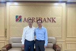 Chủ tịch UBND tỉnh Lê Hải Hòa làm việc với Chủ tịch Hội đồng thành viên Ngân hàng Nông nghiệp và Phát triển nông thôn Việt Nam