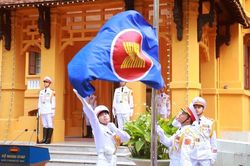 Lễ Thượng cờ kỷ niệm 59 năm Ngày thành lập ASEAN
