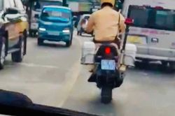 CSGT dẫn đường gần 30 km đưa bệnh nhân tim đến viện cấp cứu
