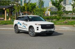 Jaecoo J7 PHEV có gì đặc biệt cạnh tranh SUV Nhật, Hàn?