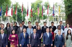 Lễ thượng cờ ASEAN năm 2026: ASEAN phát triển thành cộng đồng hòa bình, tiến bộ và thịnh vượng