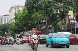 Hà Nội: Mỗi cá nhân được hỗ trợ chuyển đổi phương tiện xanh một lần trên một phương tiện