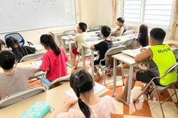 Phạt đến 20 triệu đồng có đủ ngăn biến tướng dạy thêm học sinh chính khóa?