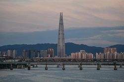 Camera AI giúp ngăn chặn hàng trăm vụ tự tử trên sông Hàn