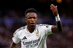 Real Madrid ra tối hậu thư cho Vinicius