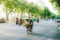 Thời tiết hôm nay 1.8: Bắc Bộ hửng nắng, Nam Bộ mưa dông