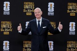 Chủ tịch FIFA từ bỏ kế hoạch bán cổ phần World Cup