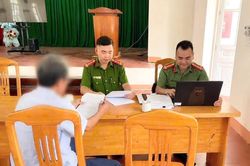 Xử phạt người đàn ông chia sẻ bài viết sai sự thật của đối tượng phản động
