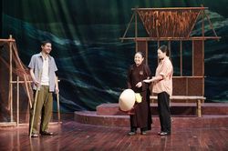 Vở kịch 'Biển khát':Điều còn lại sau mọi bi kịch là lòng bao dung