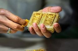 Giá vàng hôm nay (1-8): Giá vàng miếng tăng nhẹ, giá vàng thế giới giảm