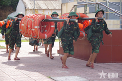 Lực lượng vũ trang Hà Tĩnh sẵn sàng '4 tại chỗ' phòng, chống lụt bão