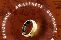 Chiếc smart-ring được Ch&uacute;a tể những chiếc nhẫn sử dụng