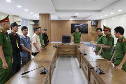 Bắt giam đối tượng cầm đầu đường dây, điều hành 17 công ty 'ma' xuất bán hóa đơn trái phép