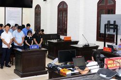 Nguyên Phó Chủ tịch huyện cùng 11 thuộc cấp lĩnh án tù vì đất đai