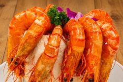 Ăn tôm thường xuyên có làm tăng mỡ máu không?
