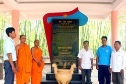Ngọn lửa yêu nước dưới mái nhà Tà Miệt