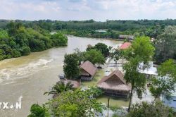 Cận cảnh hành lang thoát lũ hồ Dầu Tiếng bị 'bóp nghẹt'