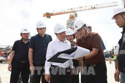 Hà Nội yêu cầu đẩy nhanh tiến độ dự án Nhà hát Ngọc Trai và đường Đặng Thai Mai
