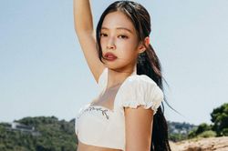 Jennie càn quét bảng xếp hạng trong và ngoài nước với đĩa đơn solo mới