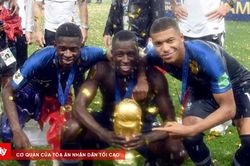 Benjamin Mendy bán đấu giá cúp vô địch World Cup