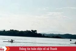 Chèo thuyền Kayak ở Bến En: Trải nghiệm giải nhiệt giữa đại ngàn xứ Thanh