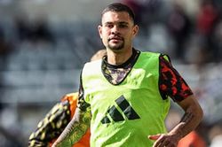 Arsenal chốt chi 90 triệu euro cho Bruno Guimaraes, Newcastle rộng cửa đón Martinelli