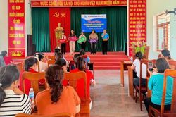 100 phụ nữ xã Cửu An được tập huấn bảo vệ môi trường