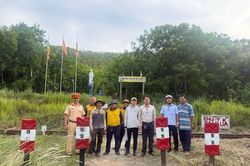 Rào thu hẹp 4 lối đi tự mở cắt ngang tuyến đường sắt qua địa bàn xã Nam Ninh Hòa