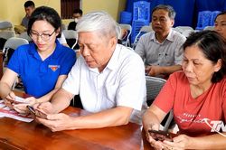 Đổi mới tư duy, phương thức phục vụ nhân dân