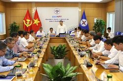 Tăng cường phối hợp, bảo đảm vận hành an toàn hệ thống điện miền Nam